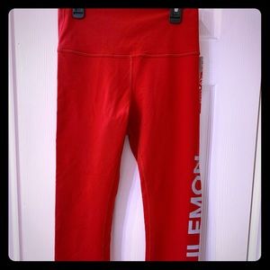 Lululemon yoga pants